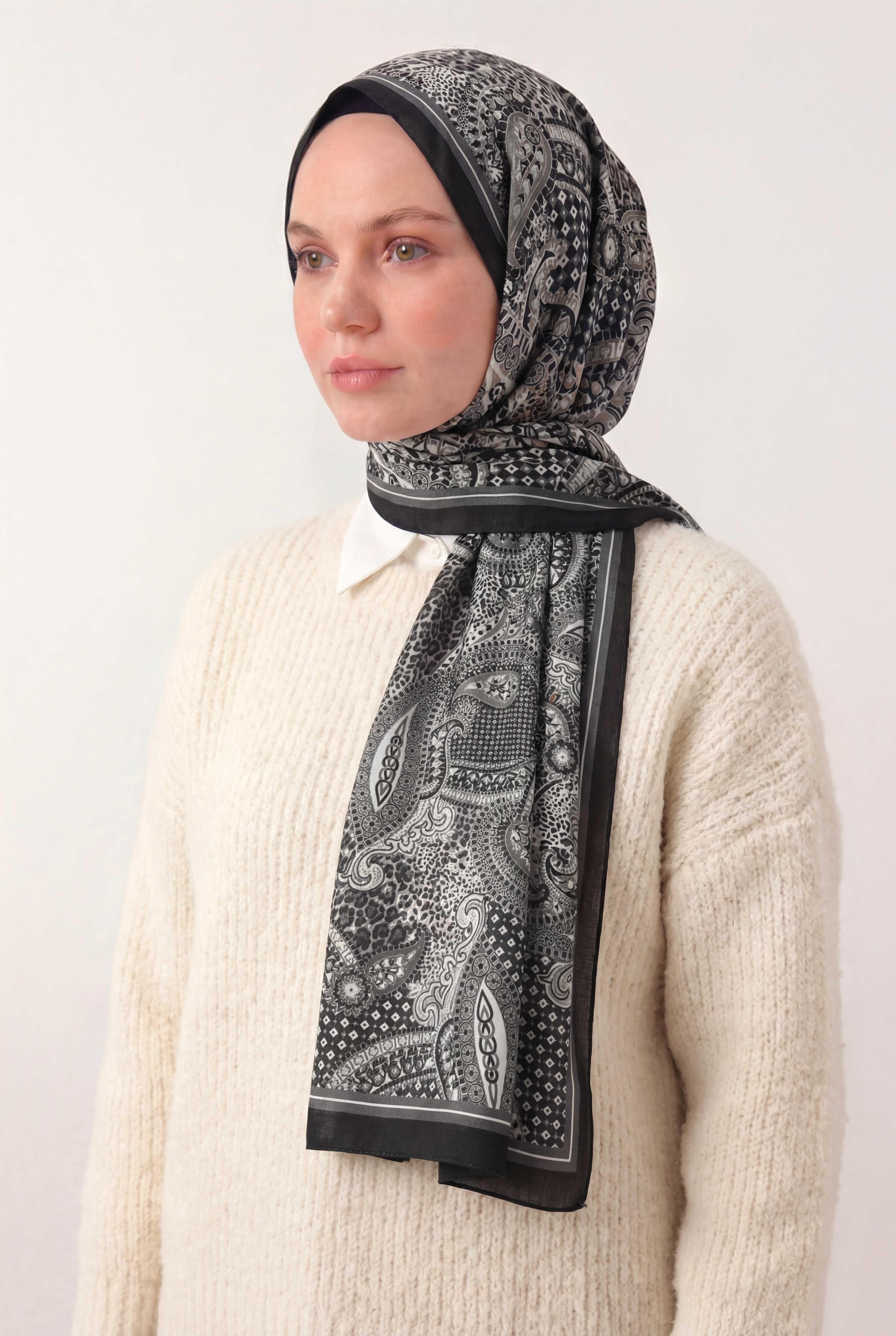 Etnik Desen Siyah 75X195 Soft Şal