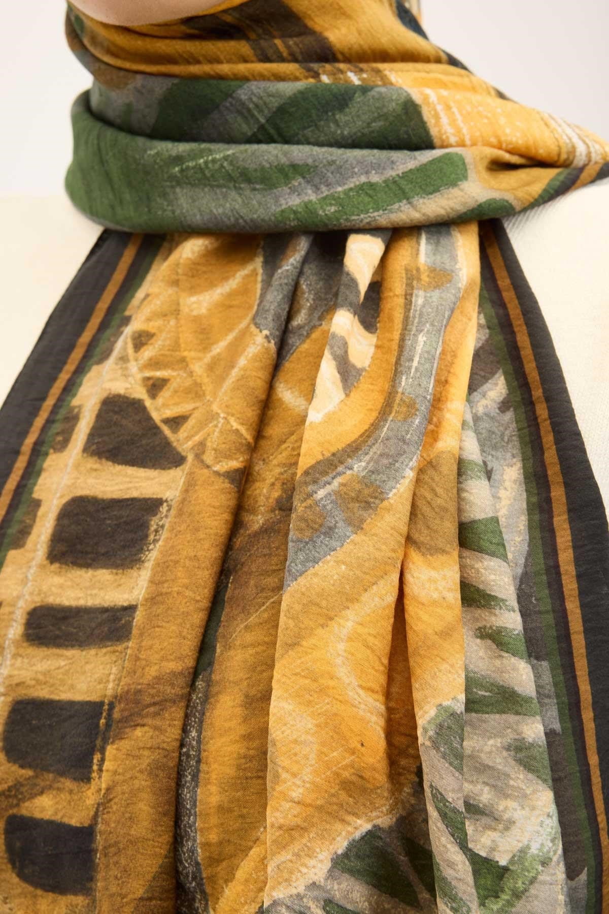 Urban Hours Art Siyah Mayda Şal 190x70