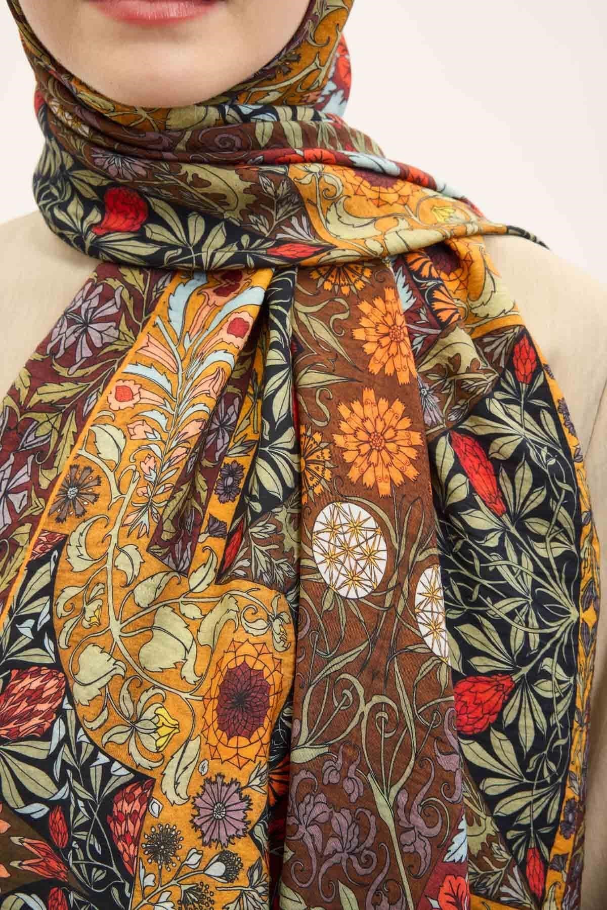 Urban Hours Floral Motif Desen Koyu Acı Kahve Mayda Şal 190x70