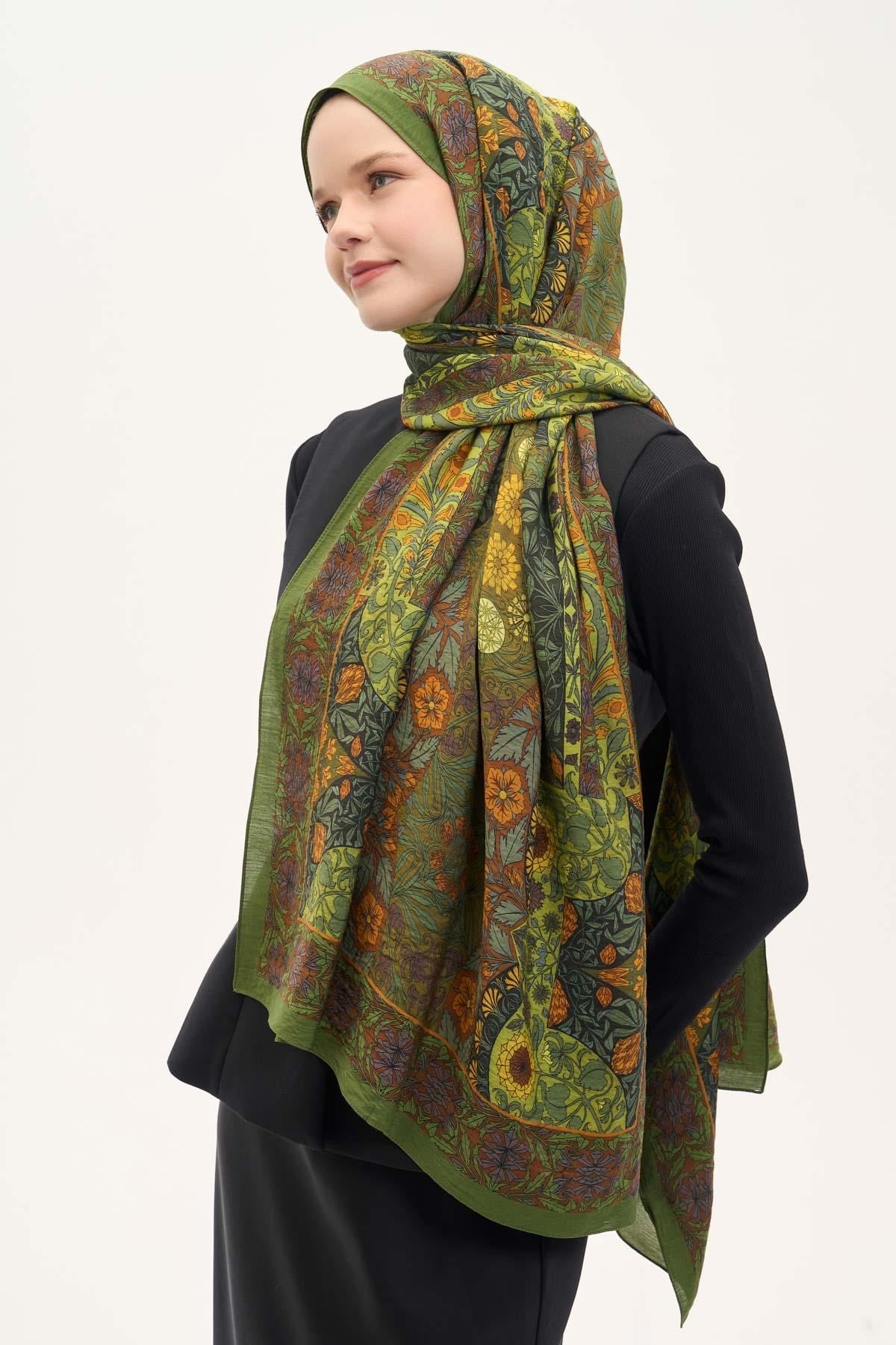 Urban Hours Floral Motif Desen Yeşil Mayda Şal 190x70