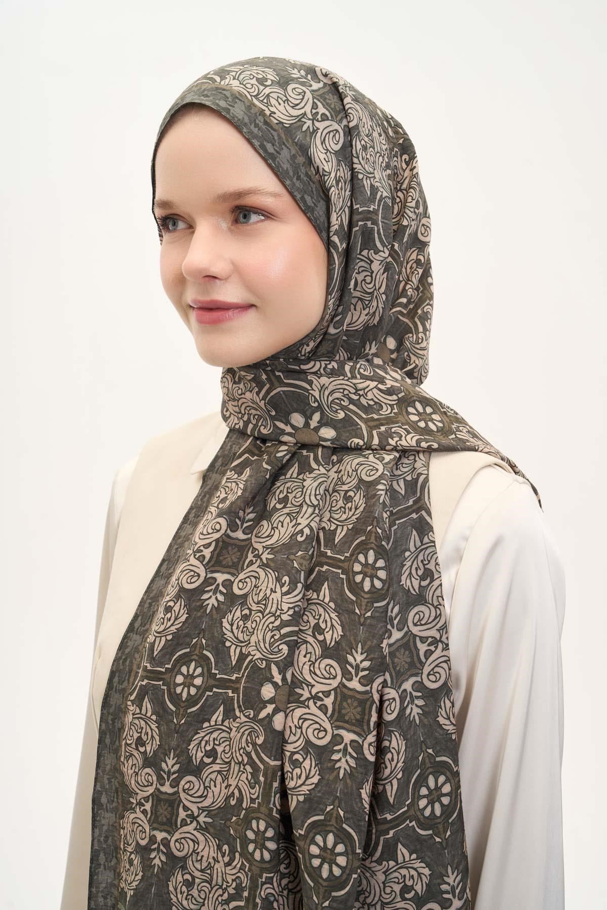 Urban Hours Luvia Koyu Asker Yeşili Mayda Şal 190x70