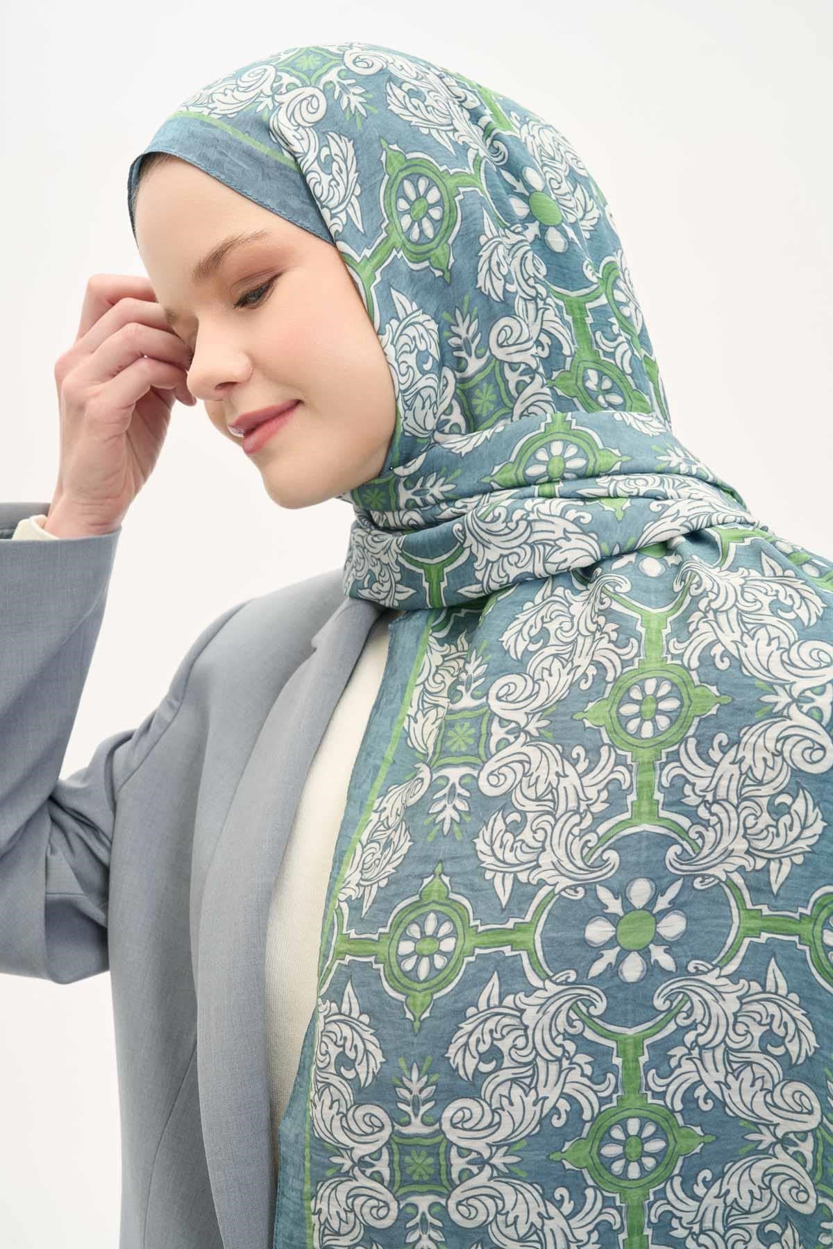 Urban Hours Luvia Pastel Mavi Mayda Şal 190x70