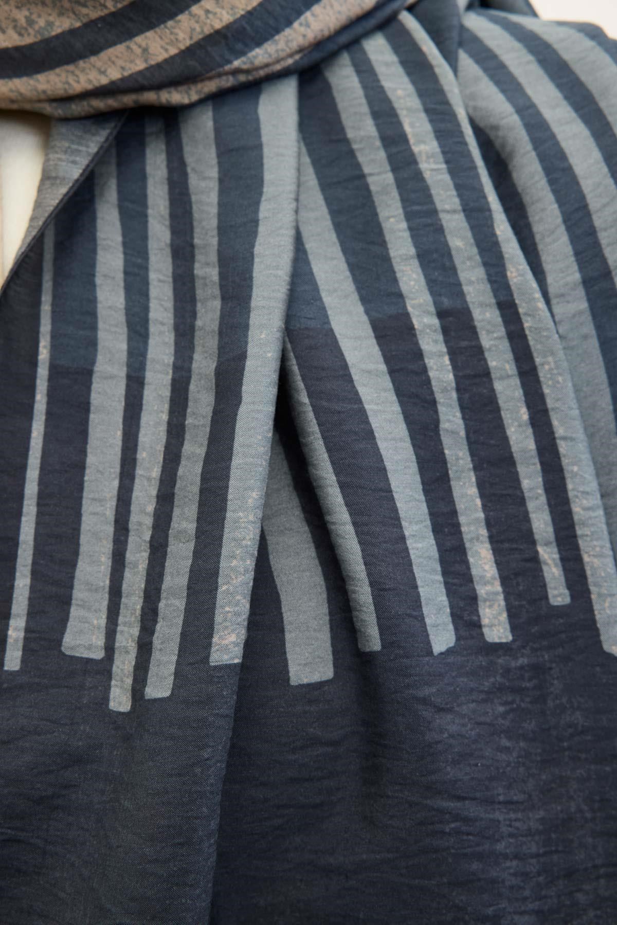 Urban Hours Orya Gece Mavisi Mayda Şal 190x70