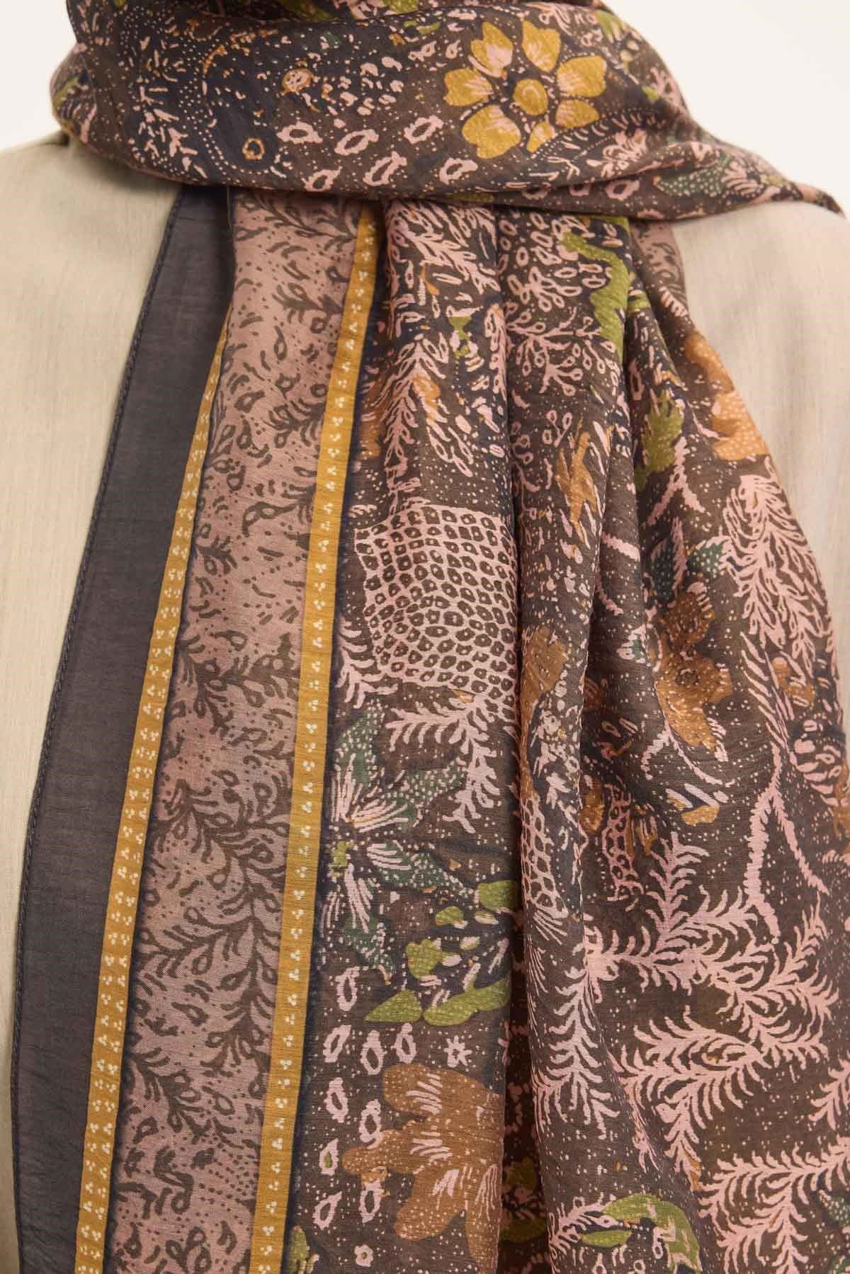 Tencel Monare Şal Haki Vintage Botanik Desen 75x195