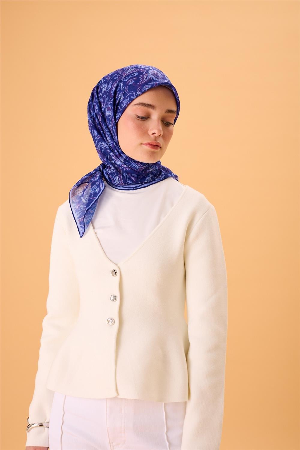 İnce Pamuk Soft Eşarp Morcivert-Lila Desenli Tok Duruşlu 90x90