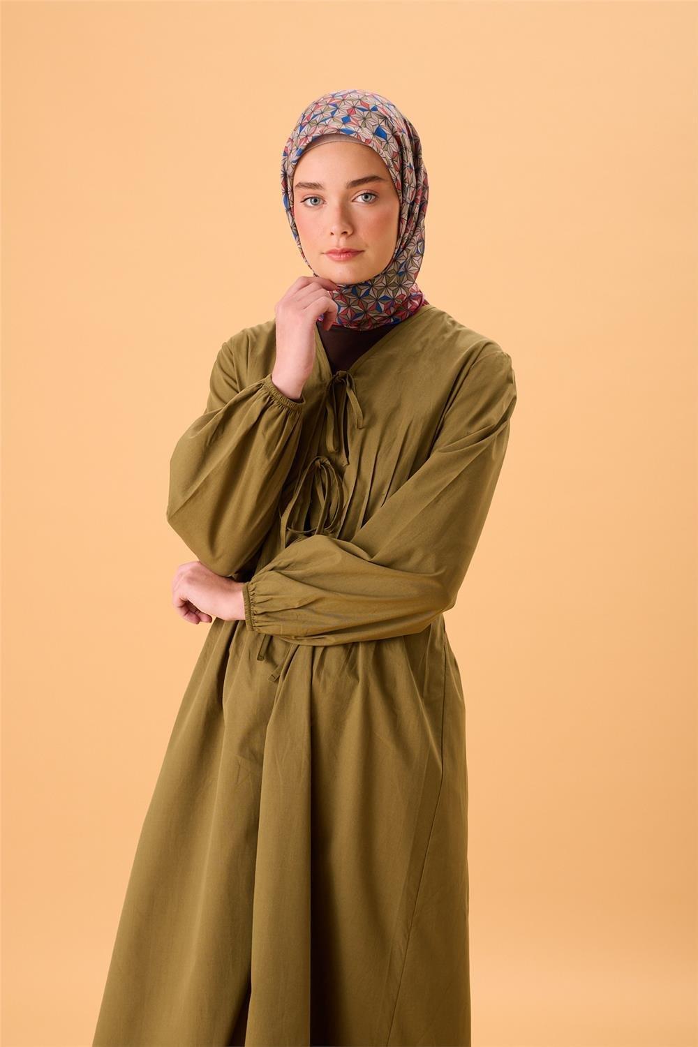 İnce Pamuk Soft Eşarp Mercan Saks Yeşil Krem Desenli Kaymaz Dokulu Tok Duruşlu 90x90