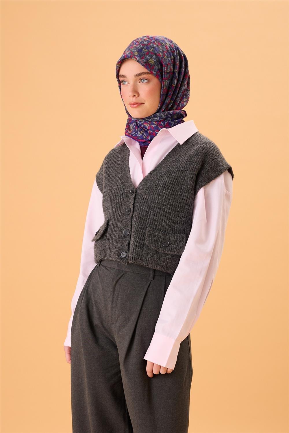 İnce Pamuk Soft Eşarp Mor-Fıstık Yeşili-Gri-Fuşya Desenli Nefes Alan Kaymaz Dokulu 90x90