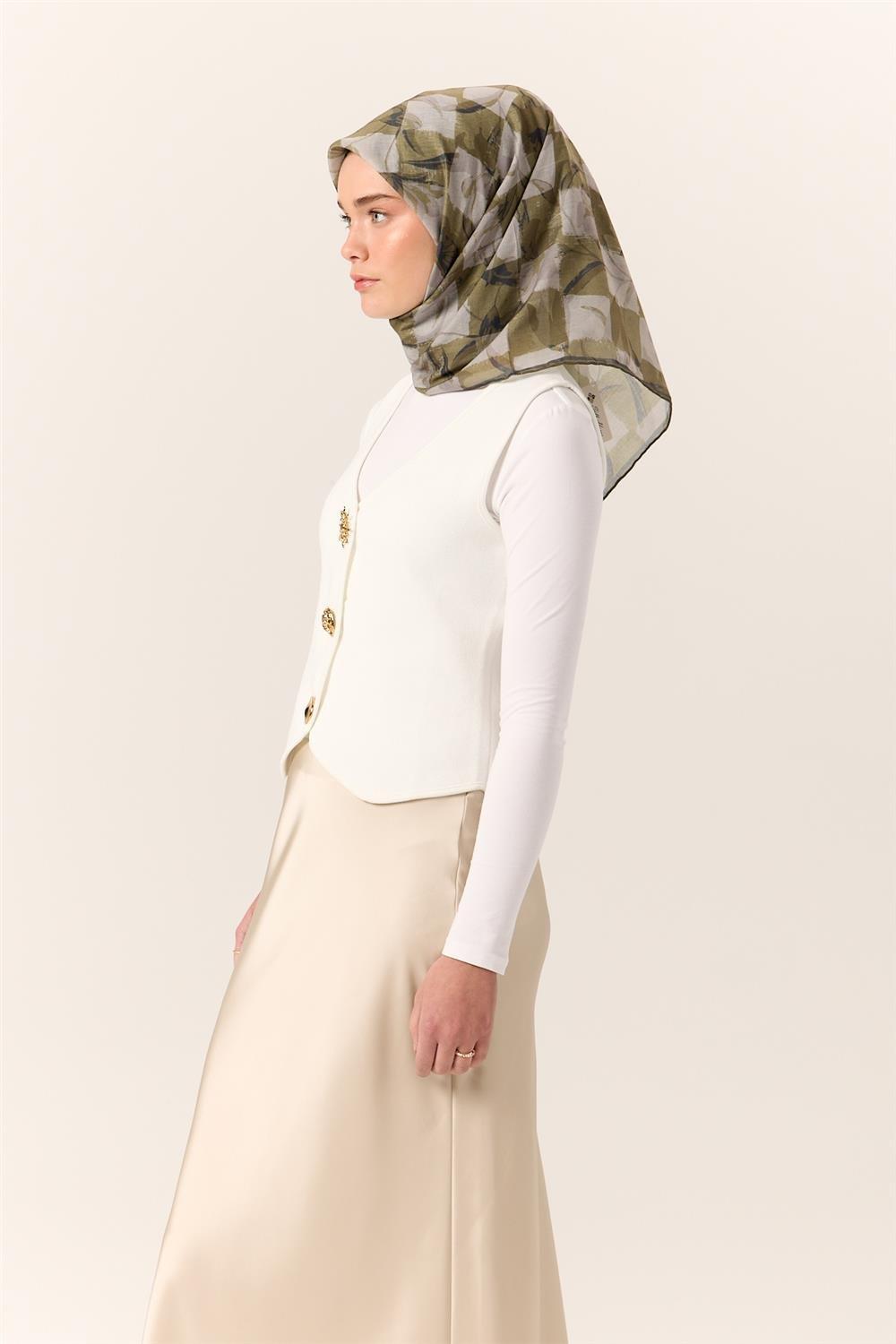 İnce Pamuk Soft Eşarp Kına Yeşili-Koyu Yeşil Desenli Kaymaz Dokulu Tok Duruşlu 90x90