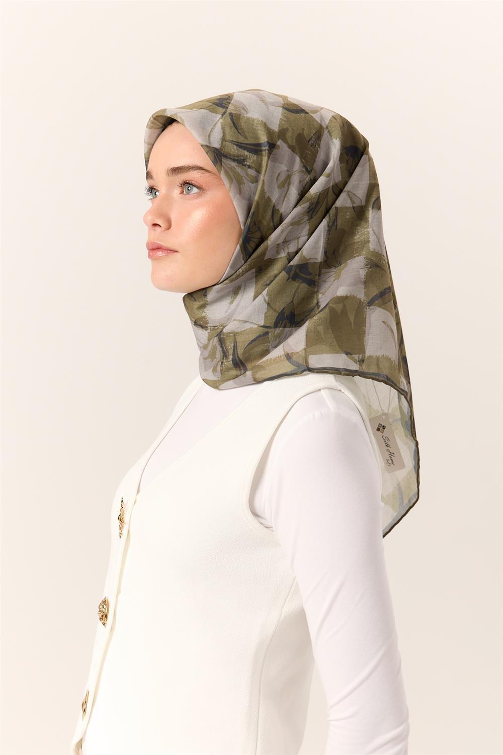 İnce Pamuk Soft Eşarp Kına Yeşili-Koyu Yeşil Desenli Kaymaz Dokulu Tok Duruşlu 90x90