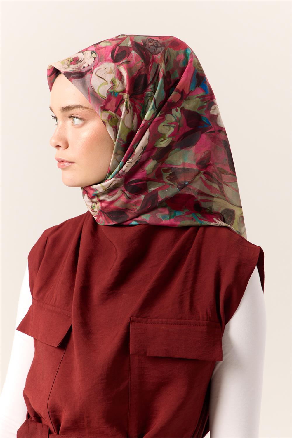 İnce Pamuk Soft Eşarp Yeşil-Pembe Desenli Kaymaz Dokulu Tok Duruşlu 90x90