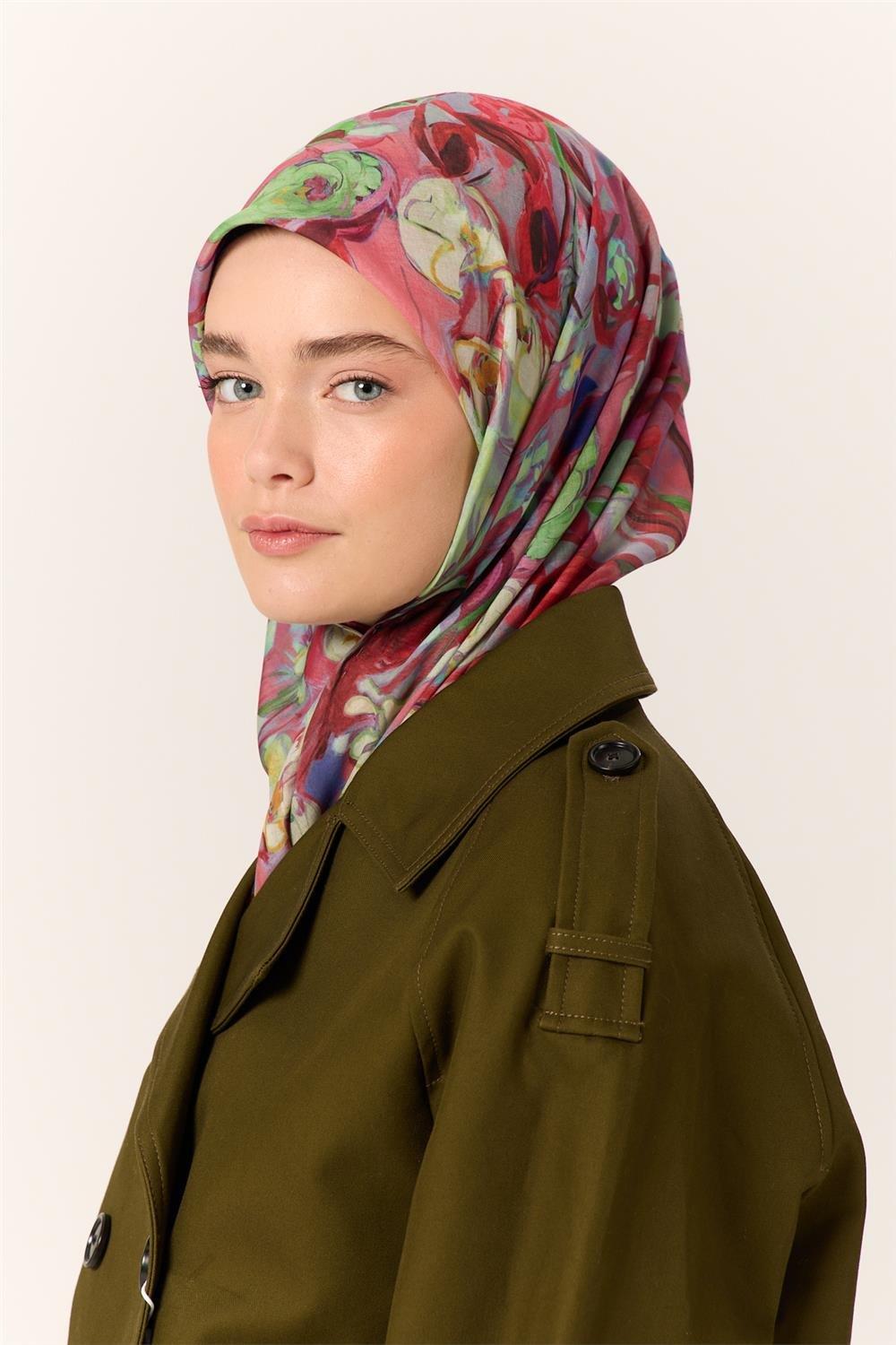 İnce Pamuk Soft Eşarp Narçiçeği-Mint Yeşili Desenli Kaymaz Dokulu Tok Duruşlu 90x90