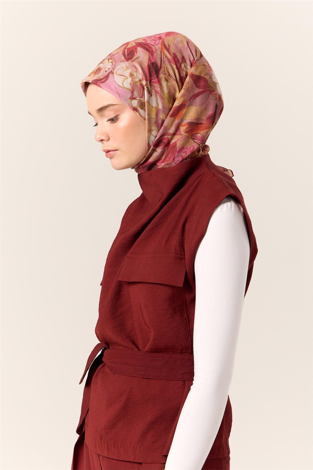 İnce Pamuk Soft Eşarp Fuşya-Pembe Desenli Kaymaz Dokulu Tok Duruşlu 90x90