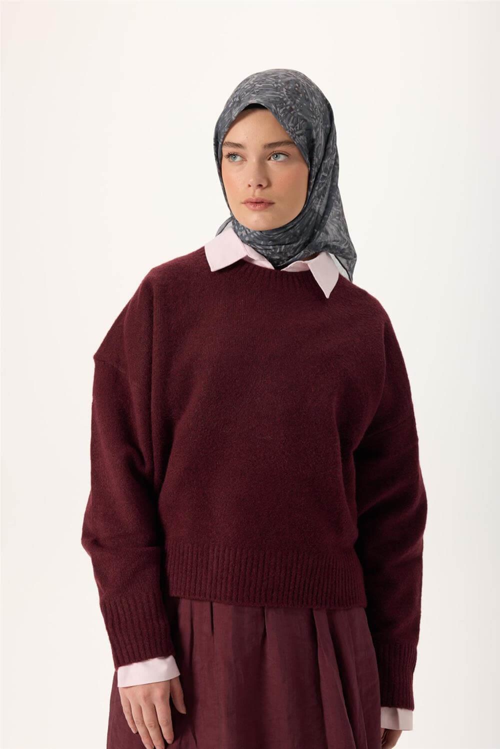 İnce Pamuk Soft Eşarp Gri-Füme Desenli Tok Duruşlu Kaymaz 90x90