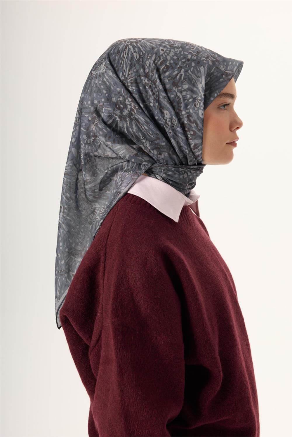 İnce Pamuk Soft Eşarp Gri-Füme Desenli Tok Duruşlu Kaymaz 90x90