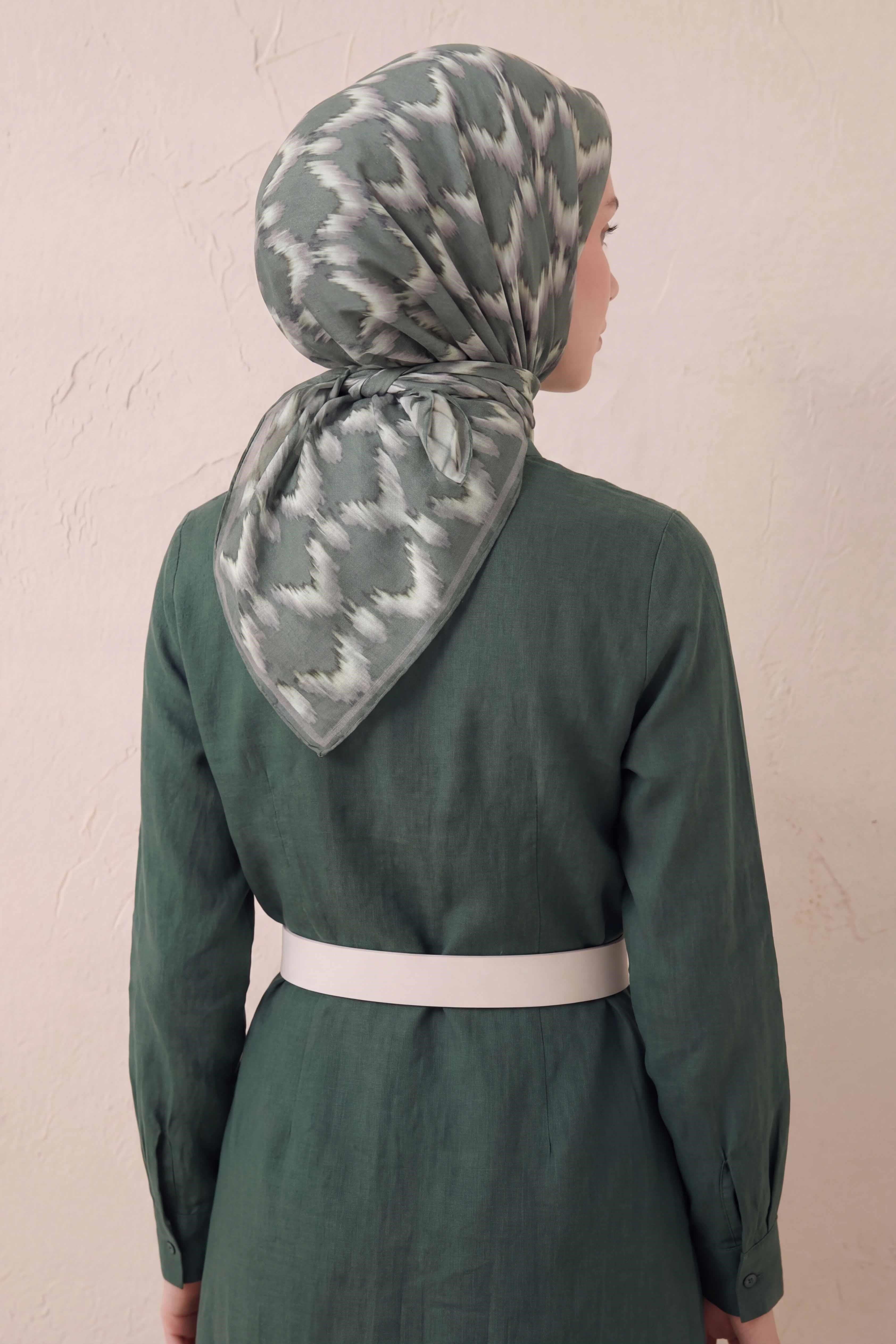 Pamuk Karışımlı Soft Eşarp Zikzak Akış Desen Çağla 90x90