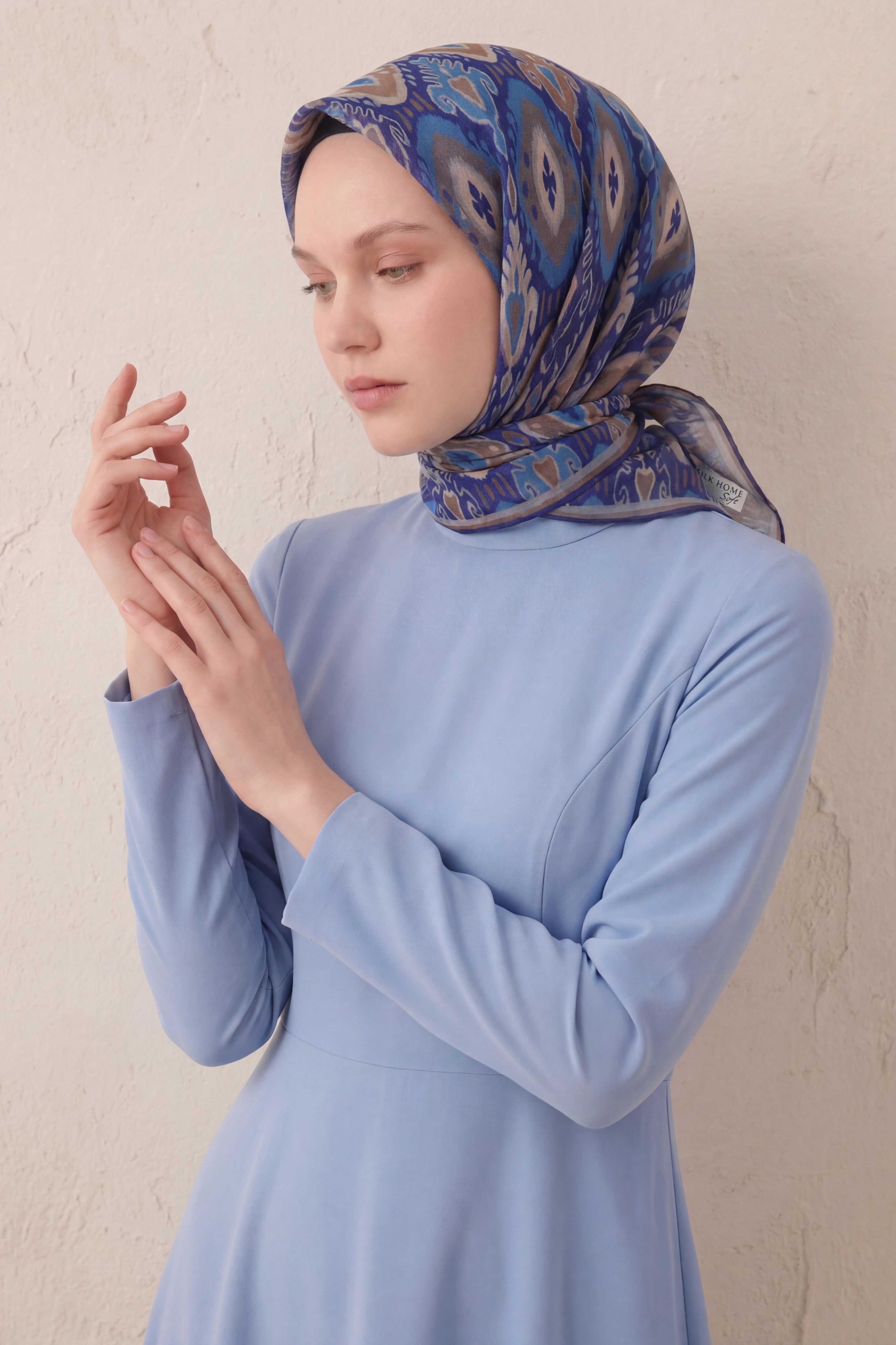 Pamuk Karışımlı Soft Eşarp Baklava Desen Saks Mavi 90x90