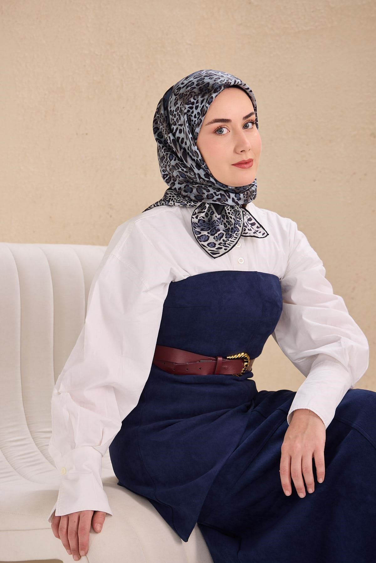 Twill İpek Eşarp Leopar Bebe Mavi 90x90