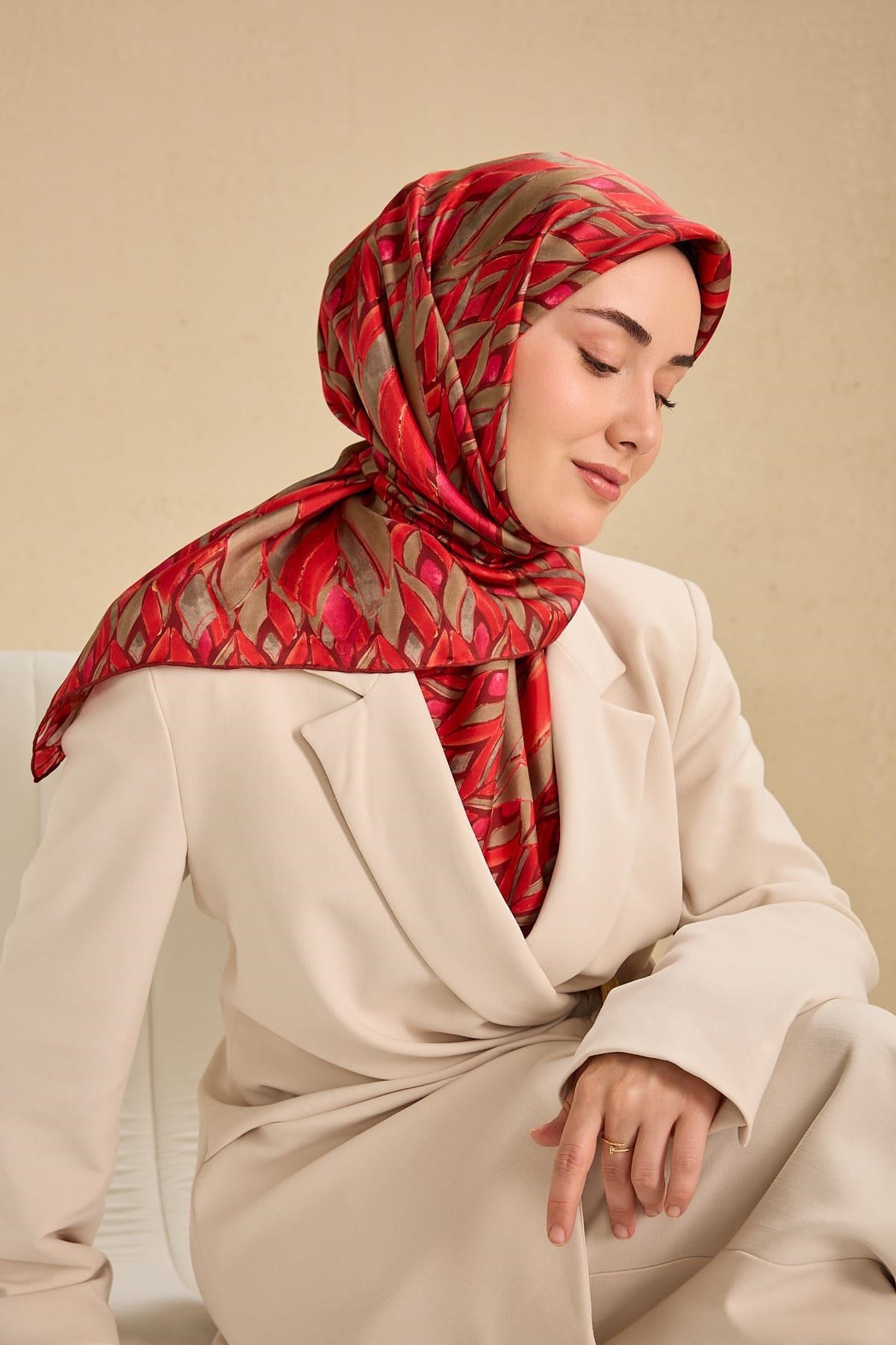 Twill İpek Eşarp Serenit Çilek Kırmızı 90x90