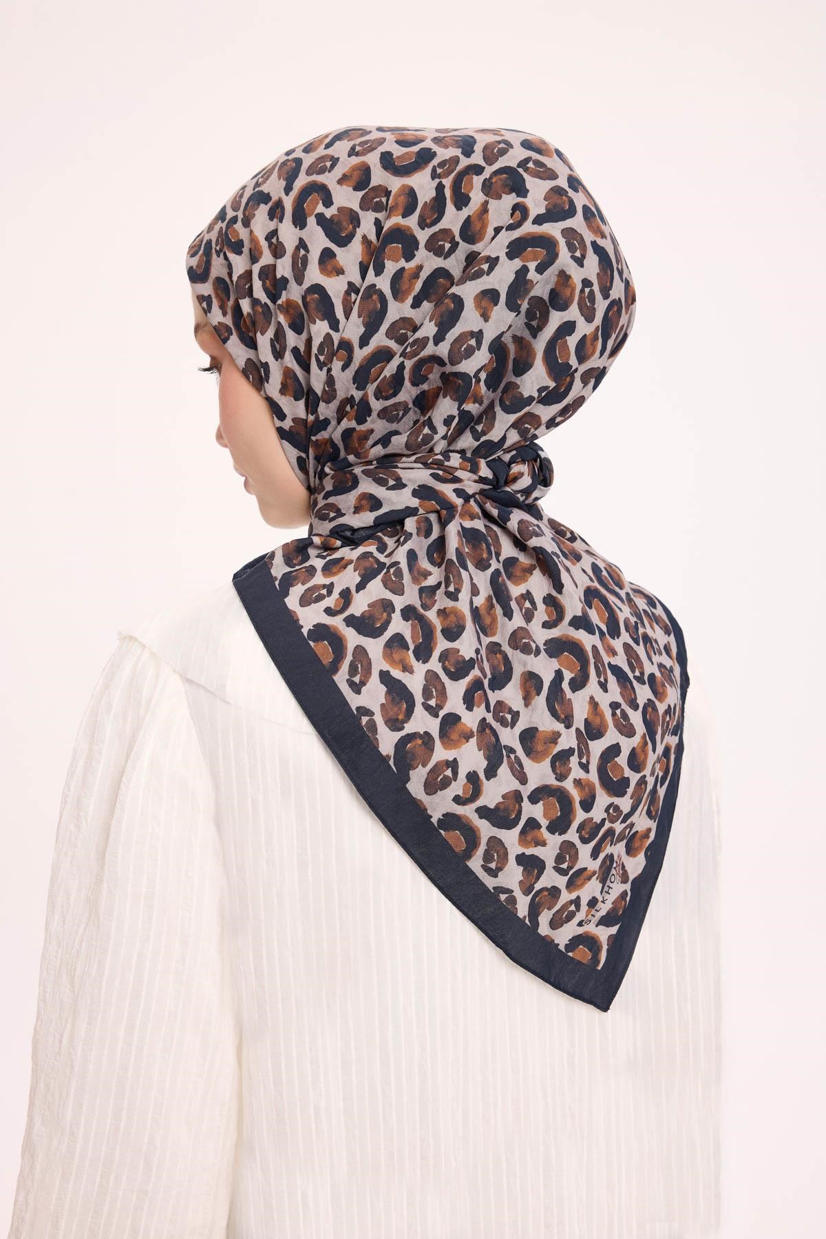 Viskon Velora Eşarp Dört Mevsim Leopar Desen Krem 90X90