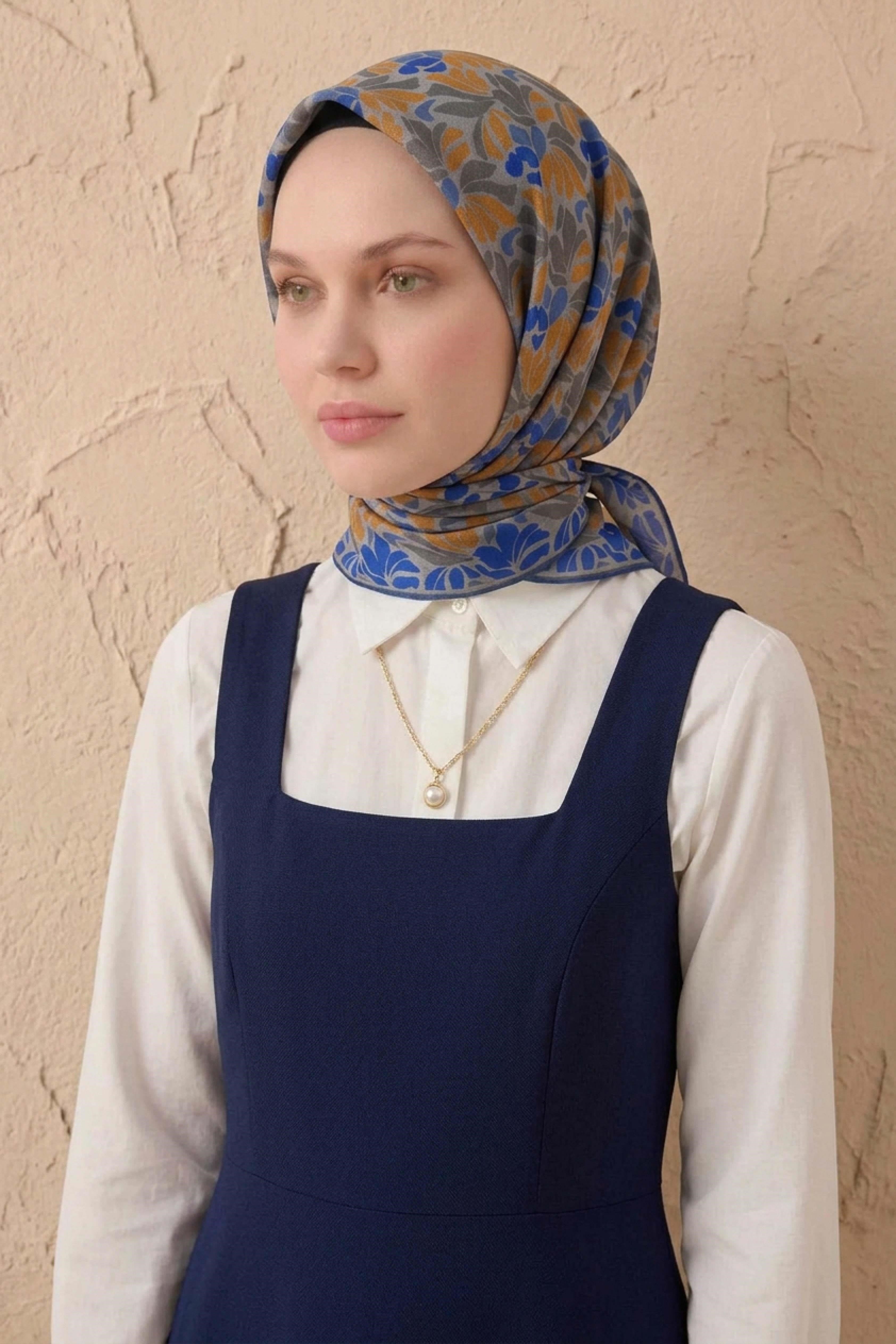 Soft Eşarp Floral Line Gri 90x90