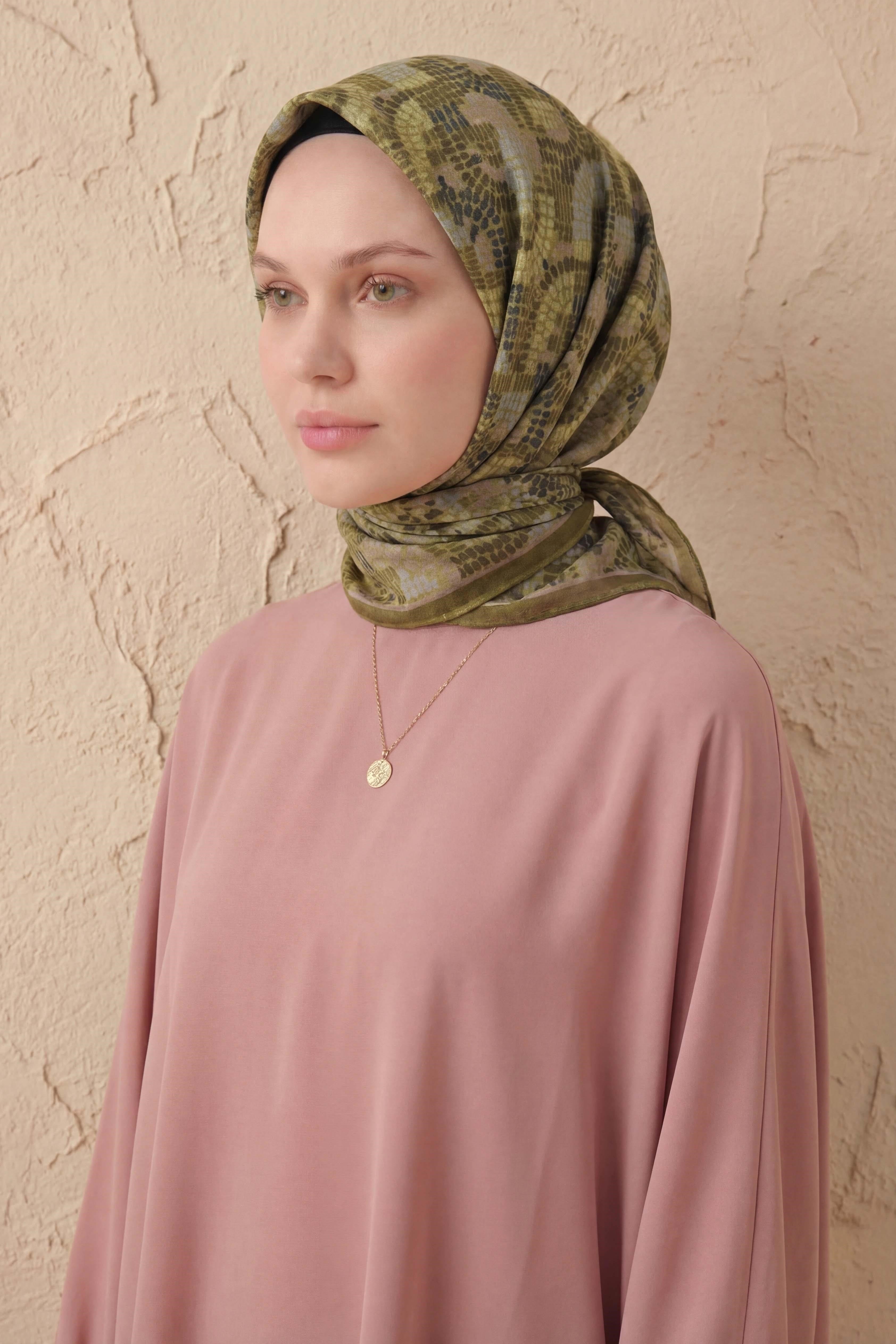 Soft Eşarp Melodi Desen Çimen Yeşili 90x90