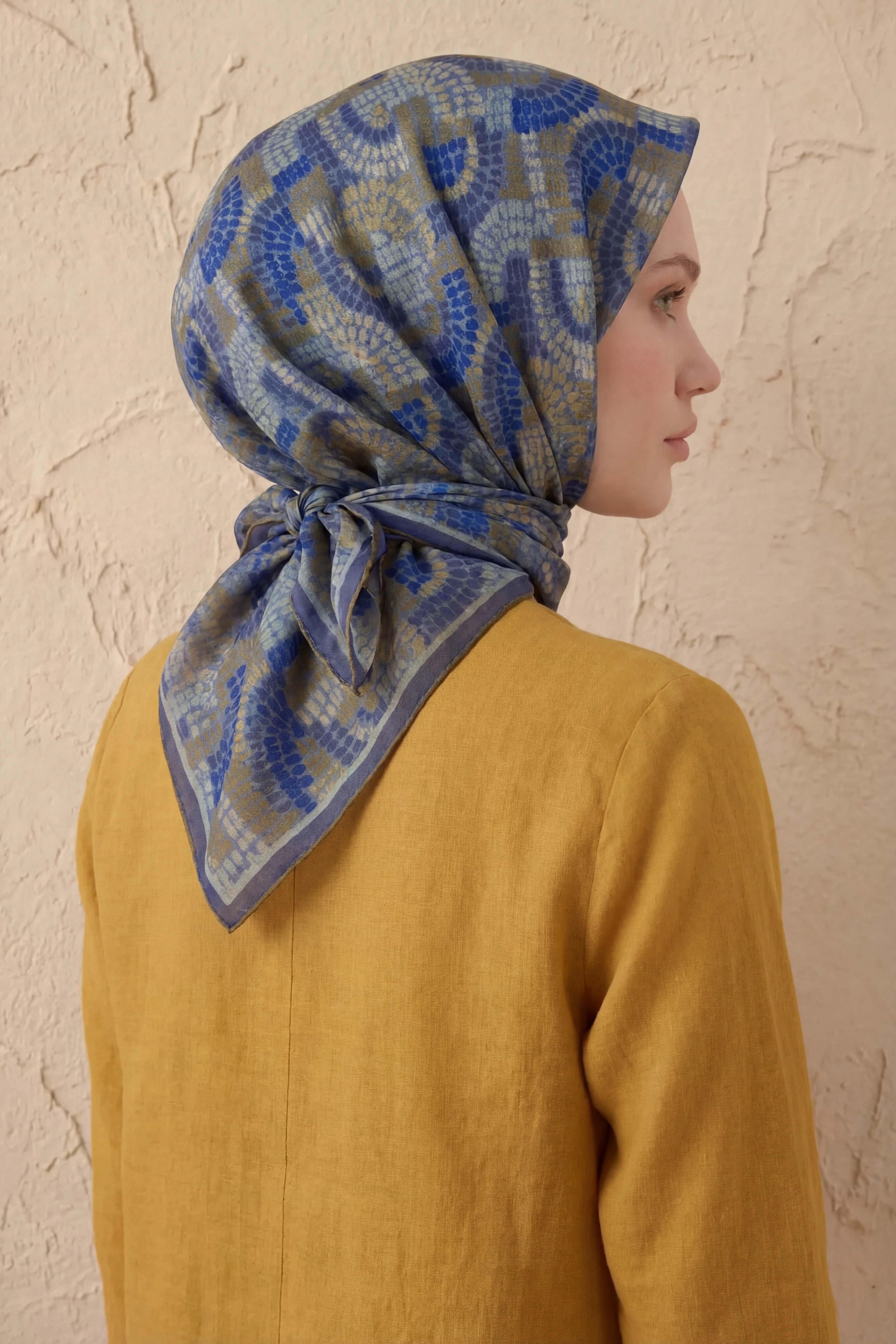 Soft Eşarp Melodi Desen Koyu Indigo 90x90