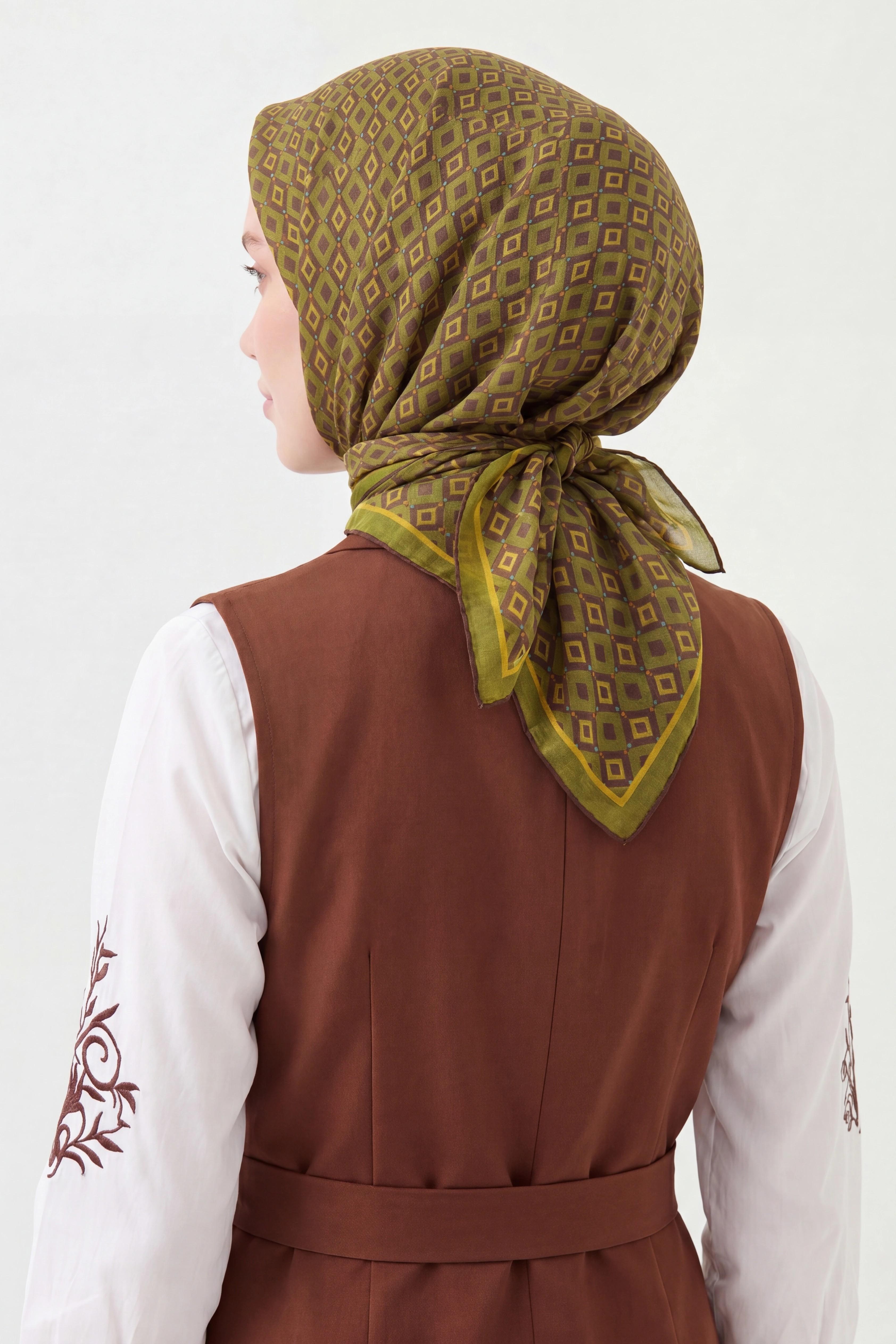 Soft Eşarp Retro Geometrik Acı Kahve