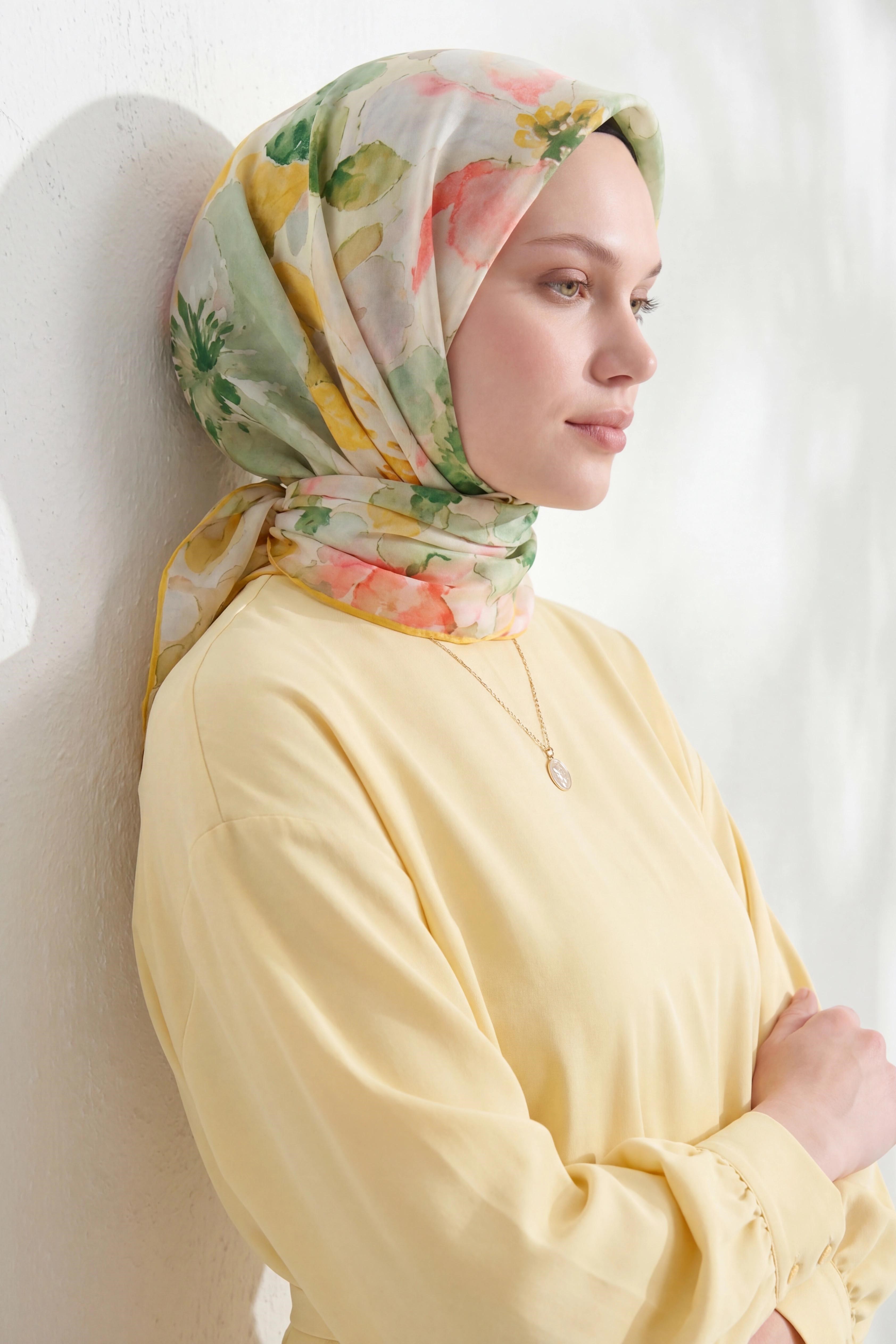 Soft Eşarp Suluboya Krem 90x90