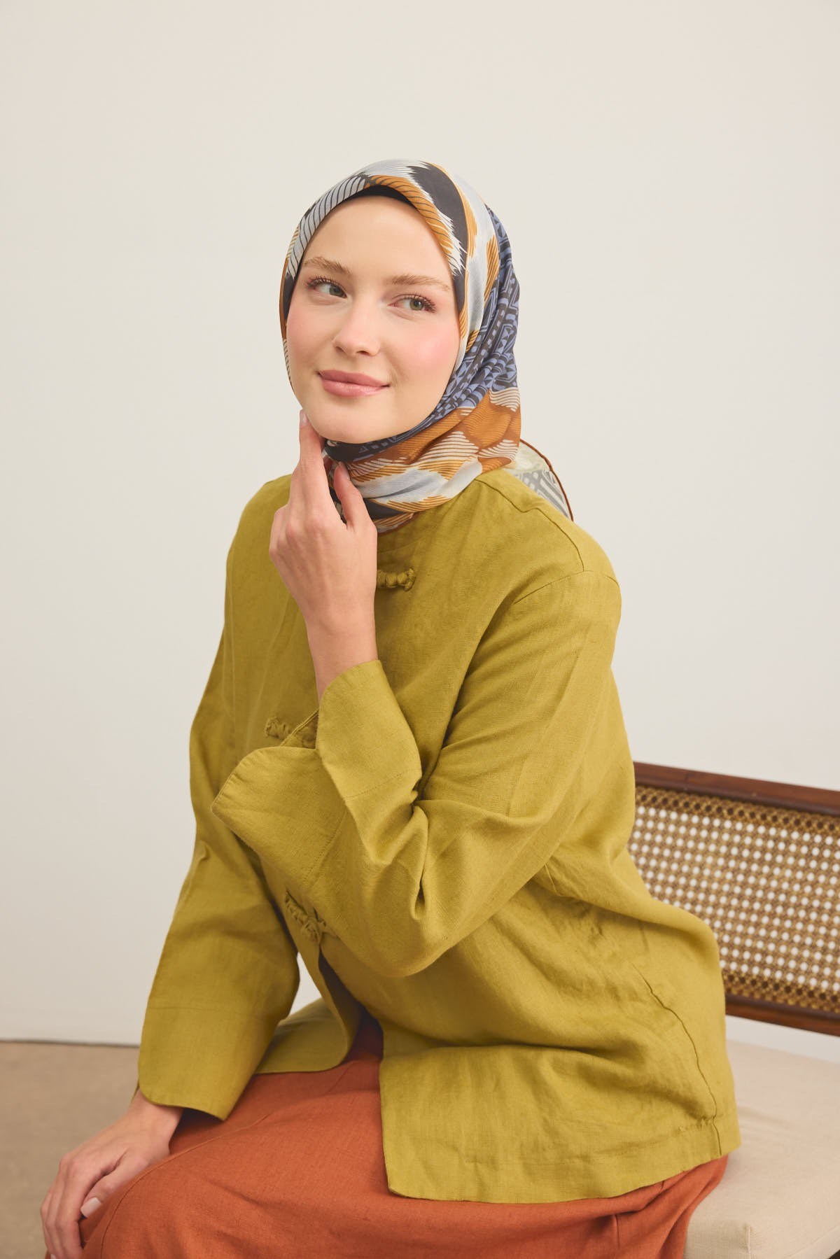 Soft Eşarp Urban Patch Tarçın