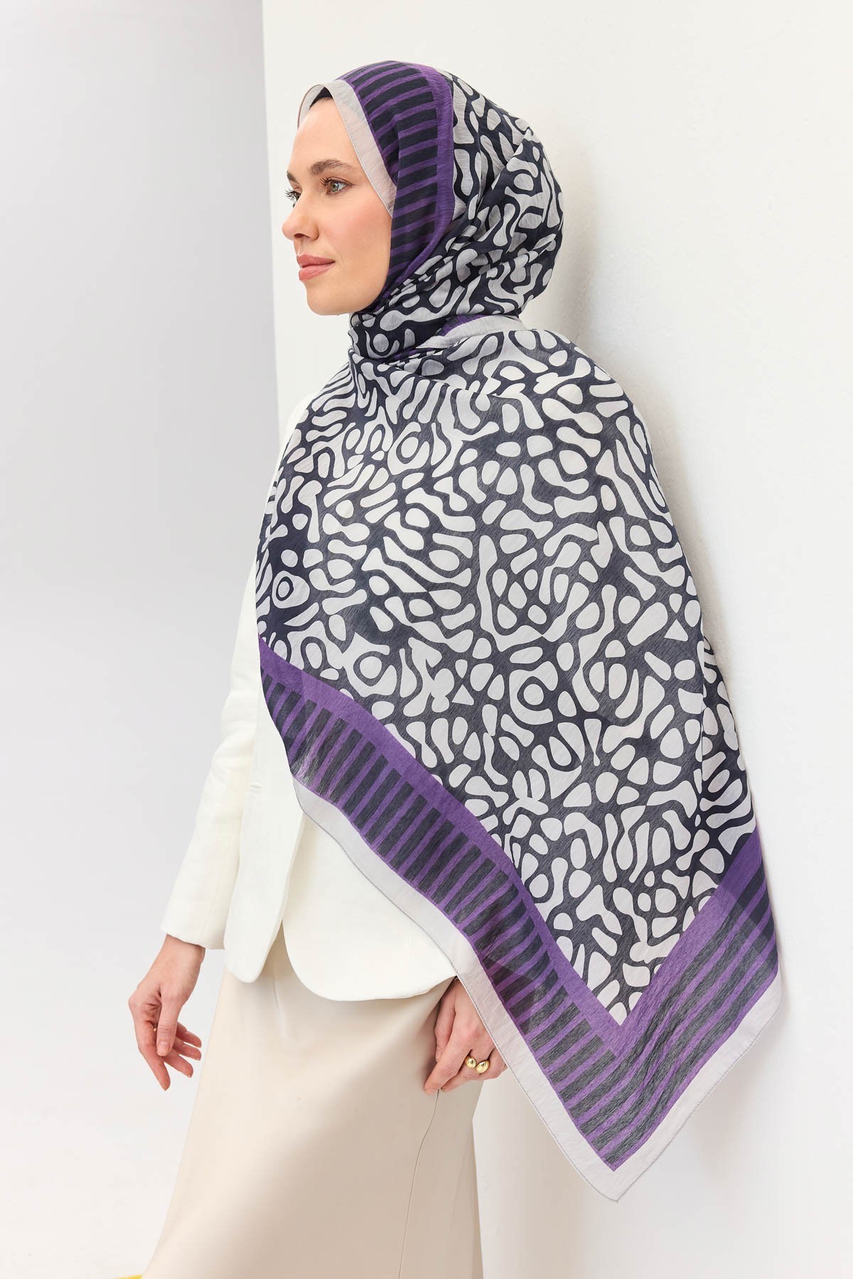 Tencel Monare Şal Coral  Açık Siyah