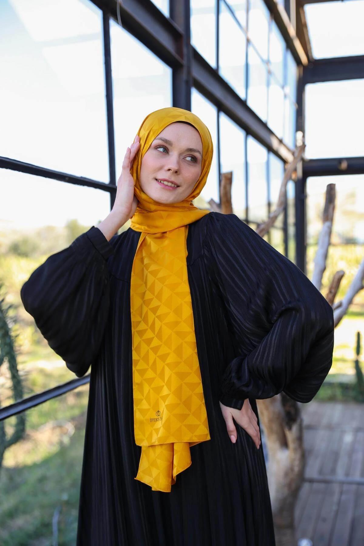 Triangle Desen İpeksi Jakar Şal Safran 9005-23