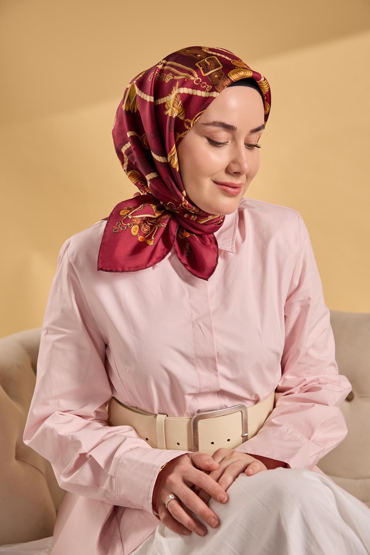 Twill İpek Detailed Belt Eşarp Vişne Çürüğü 90x90