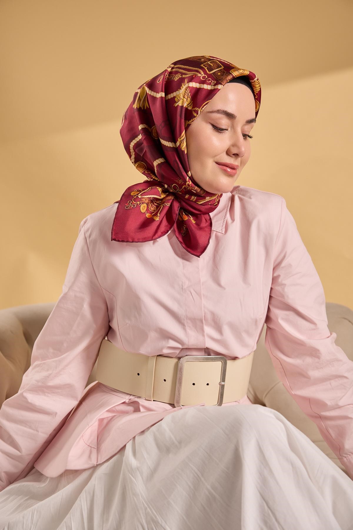 Twill İpek Detailed Belt Eşarp Vişne Çürüğü 90x90
