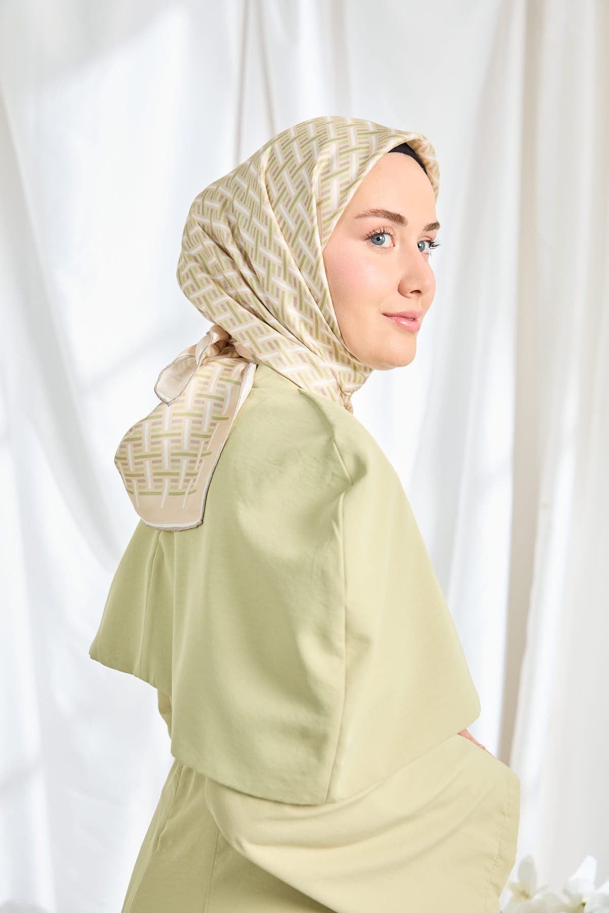 Twill İpek Eşarp Geometrik Pudra