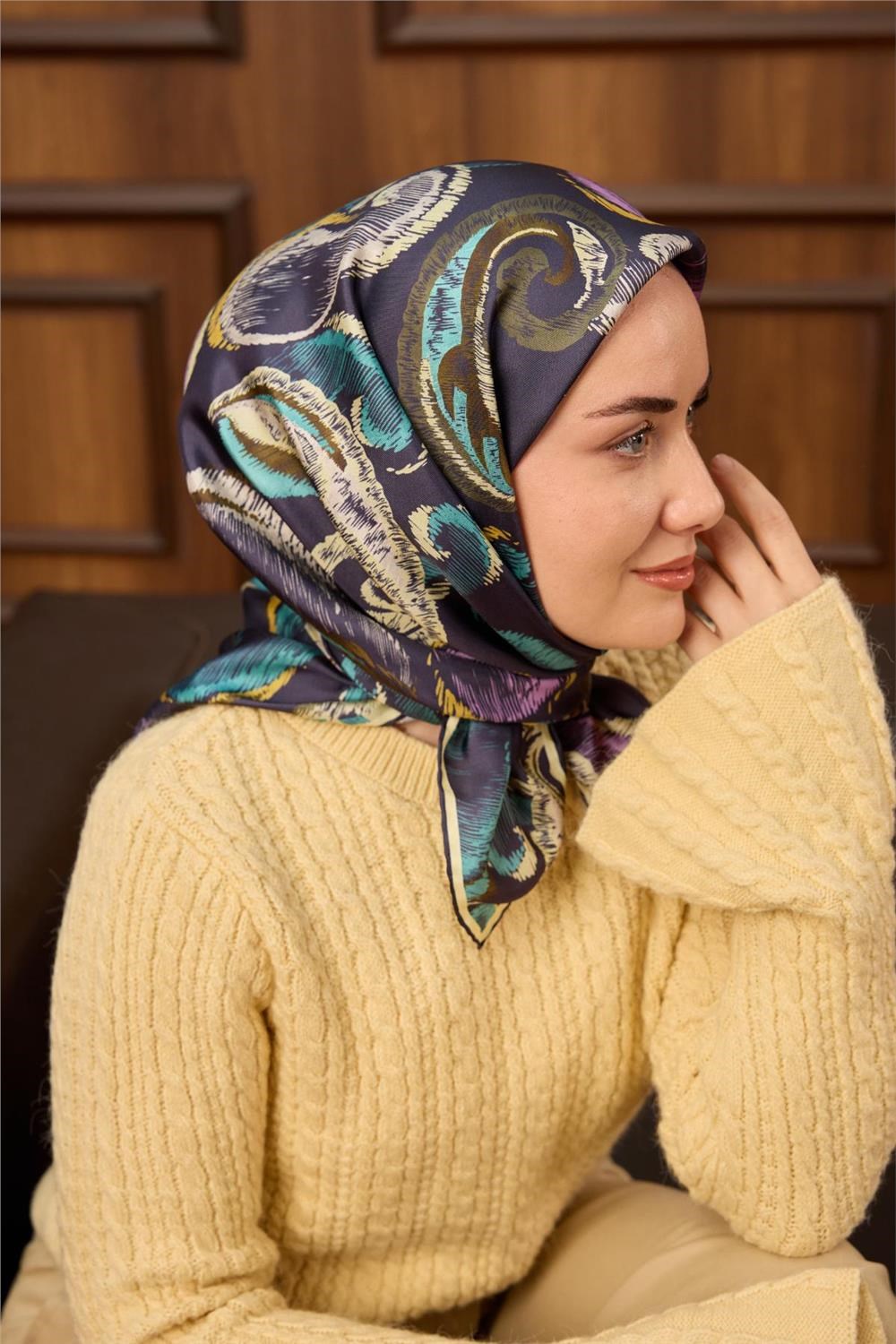 Twill İpek Eşarp Morcivert-Butter Desenli Tok Duruşlu 90X90