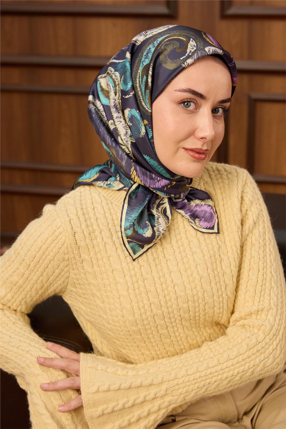 Twill İpek Eşarp Morcivert-Butter Desenli Tok Duruşlu 90X90