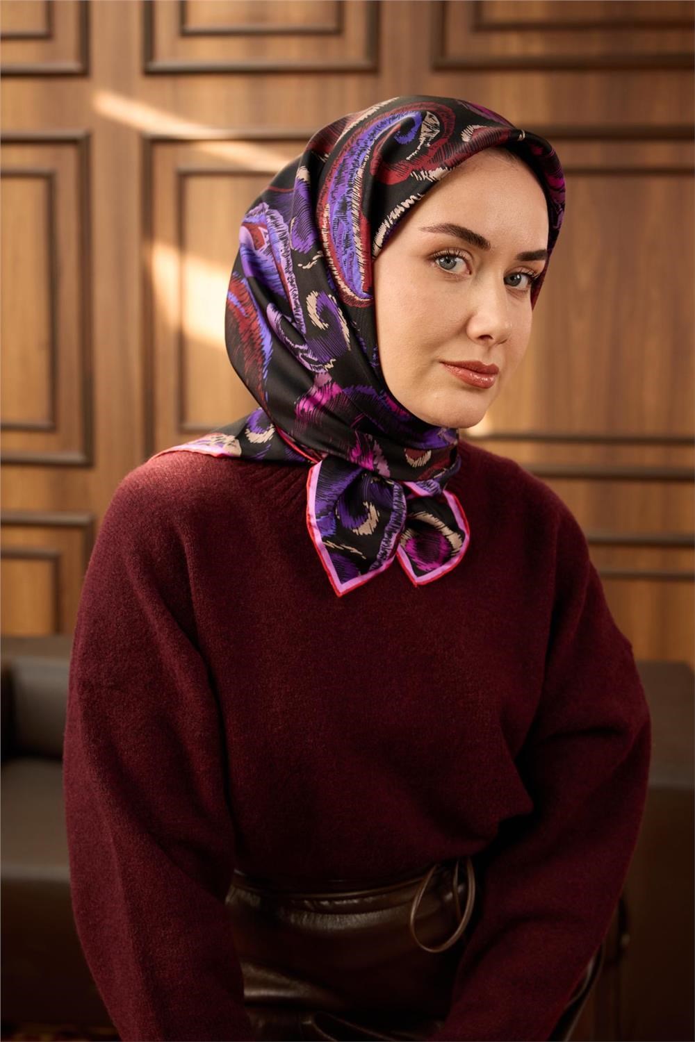 Twill İpek Eşarp Siyah-Fuşya Desenli Tok Duruşlu 90X90