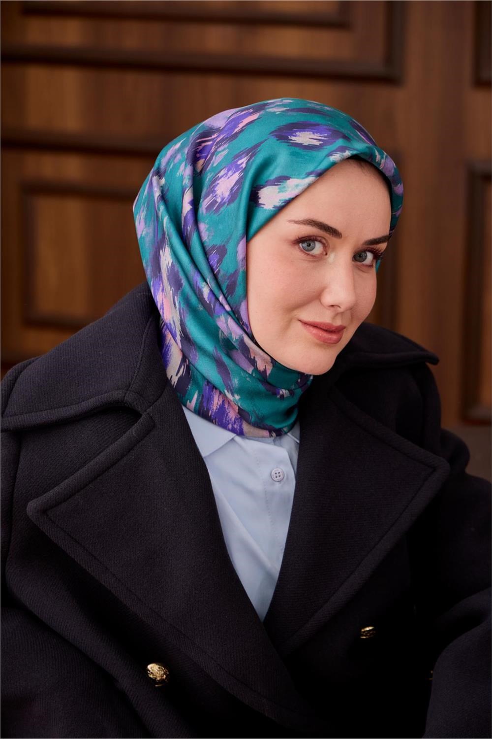 Twill İpek Eşarp Turkuaz-Leylak Desenli Tok Duruşlu 90X90