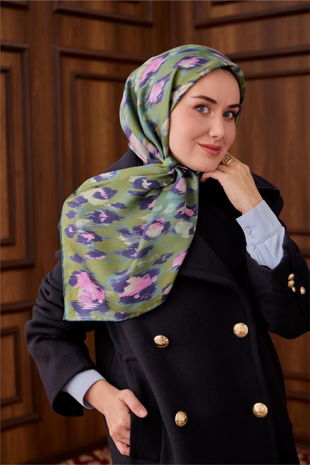 Twill İpek Eşarp Yeşil-Su Yeşili Desenli Tok Duruşlu 90X90