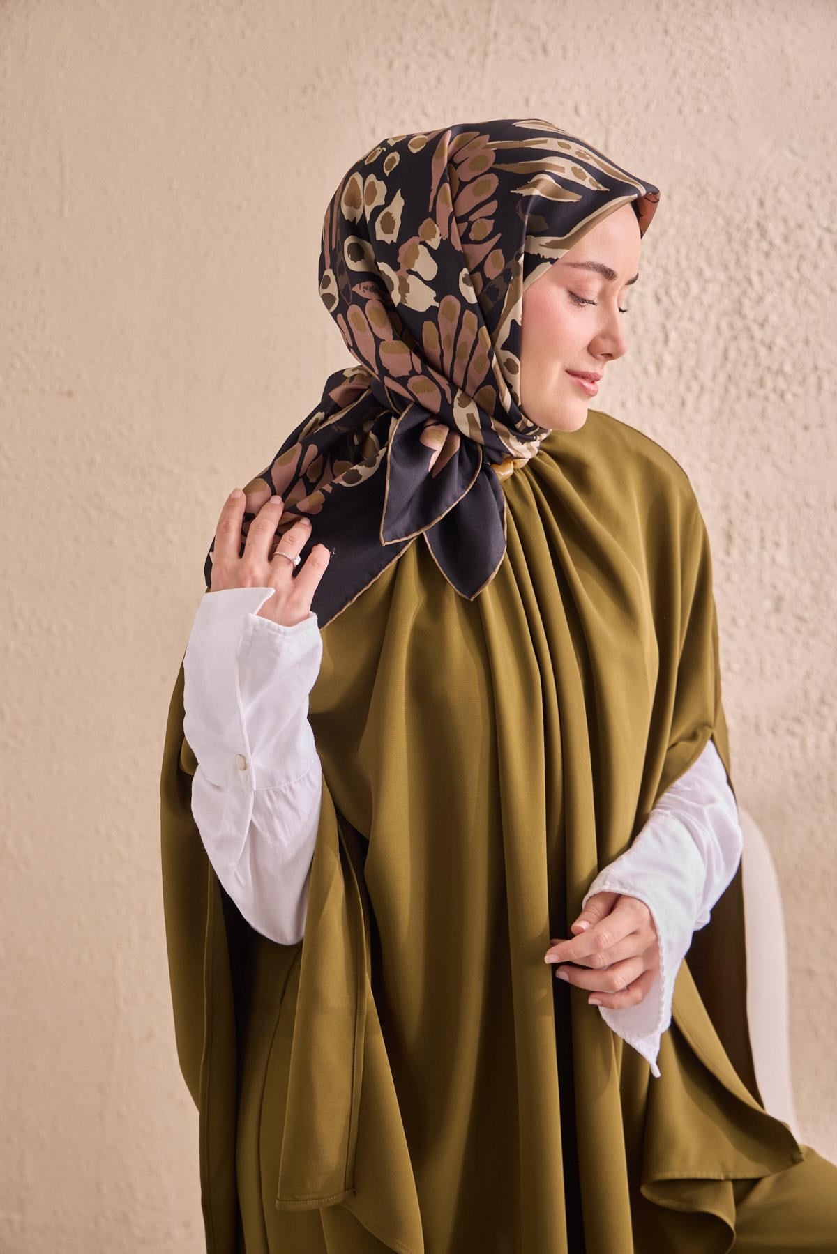 Twill İpek Mercan Eşarp Asker Yeşili  90x90