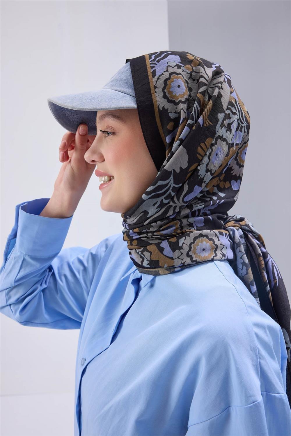 Viskon Mayda Şal Siyah Zeminli Çok Renkli Desenli Yumuşak Dokulu 190x70