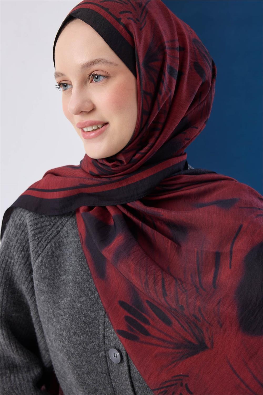 Viskon Mayda Şal Kırmızı Zeminli Siyah Detaylı Desenli Yumuşak Dokulu 190x70