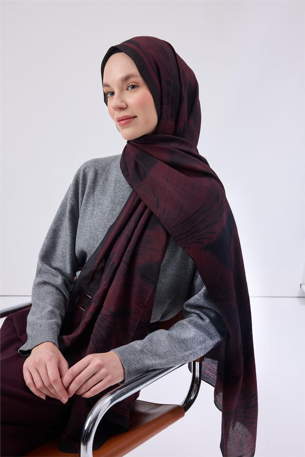 Viskon Mayda Şal Vişne Zeminli Siyah Tonlu Düz Dokulu Yumuşak Dökümlü 190x70