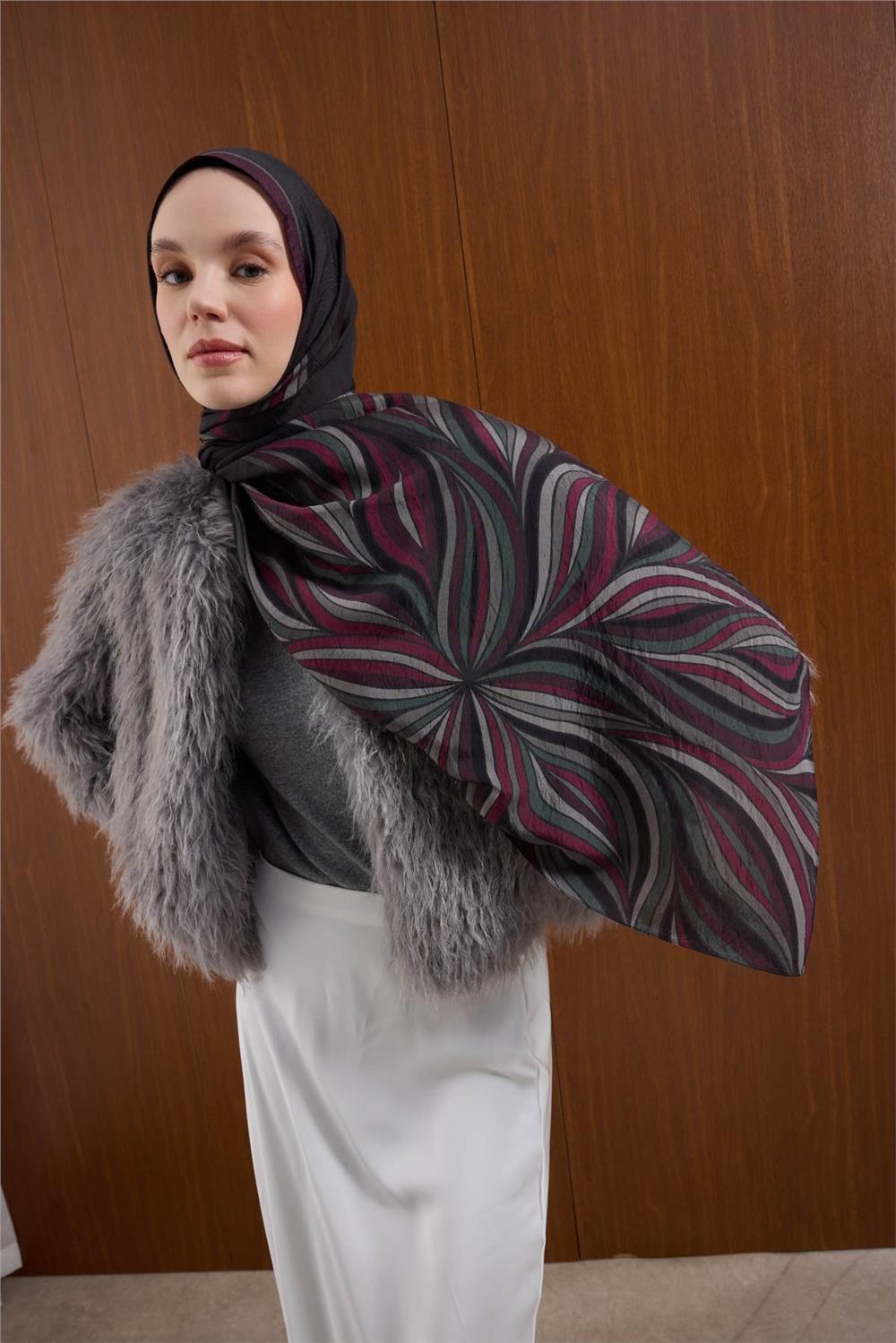 Viskon Karışımlı Mayda Şal Antrasit Zemin Çok Renkli Desenli Tok Duruşlu 190x70