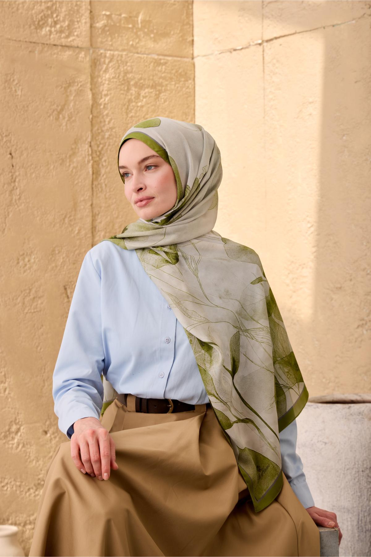 Polyester Velina Şal Yeşil-Gri Desenli Parlak Dokulu Hafif 190x70