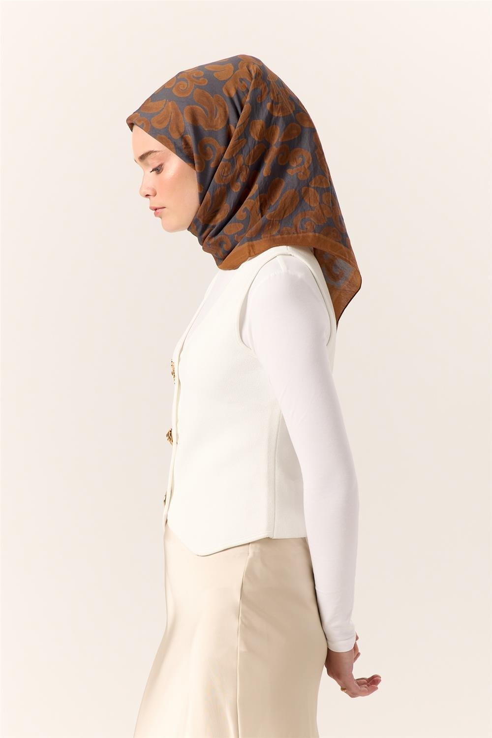 Viskon Karışımlı Velora Eşarp Taba-Gece Mavisi Desenli İnce Dokulu Dökümlü 90x90