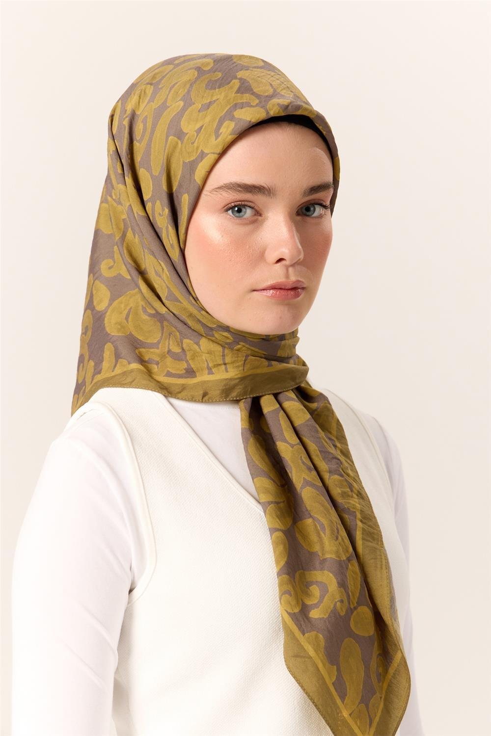 Viskon Karışımlı Velora Eşarp Yeşil-Gri-Yağ Yeşili Desenli İnce Dokulu Dökümlü 90x90