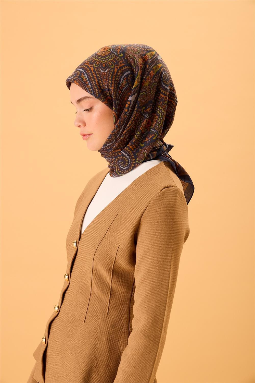 Viskon Karışımlı Velora Eşarp Lacivert-Turuncu Gri Fıstık Yeşili Kahverengi Desenli Tok Duruşlu 90x90