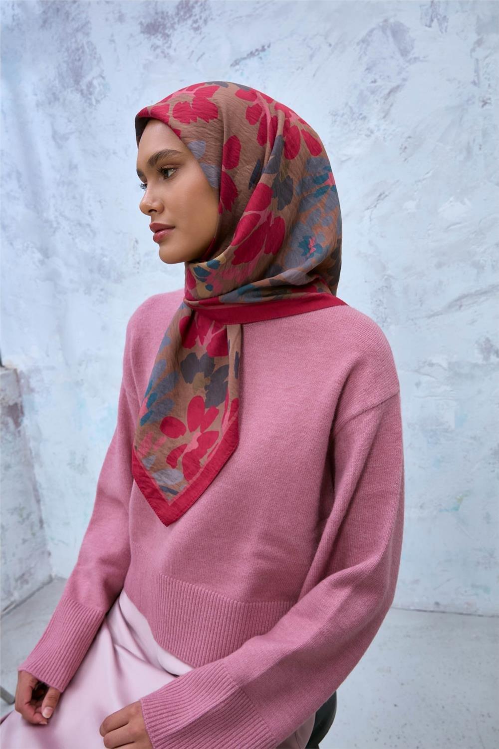 Viskon Velora Eşarp Pembe-Sütlü Kahve-Petrol Mavi Desenli Kaymaz Dokulu Tok Duruşlu 90x90