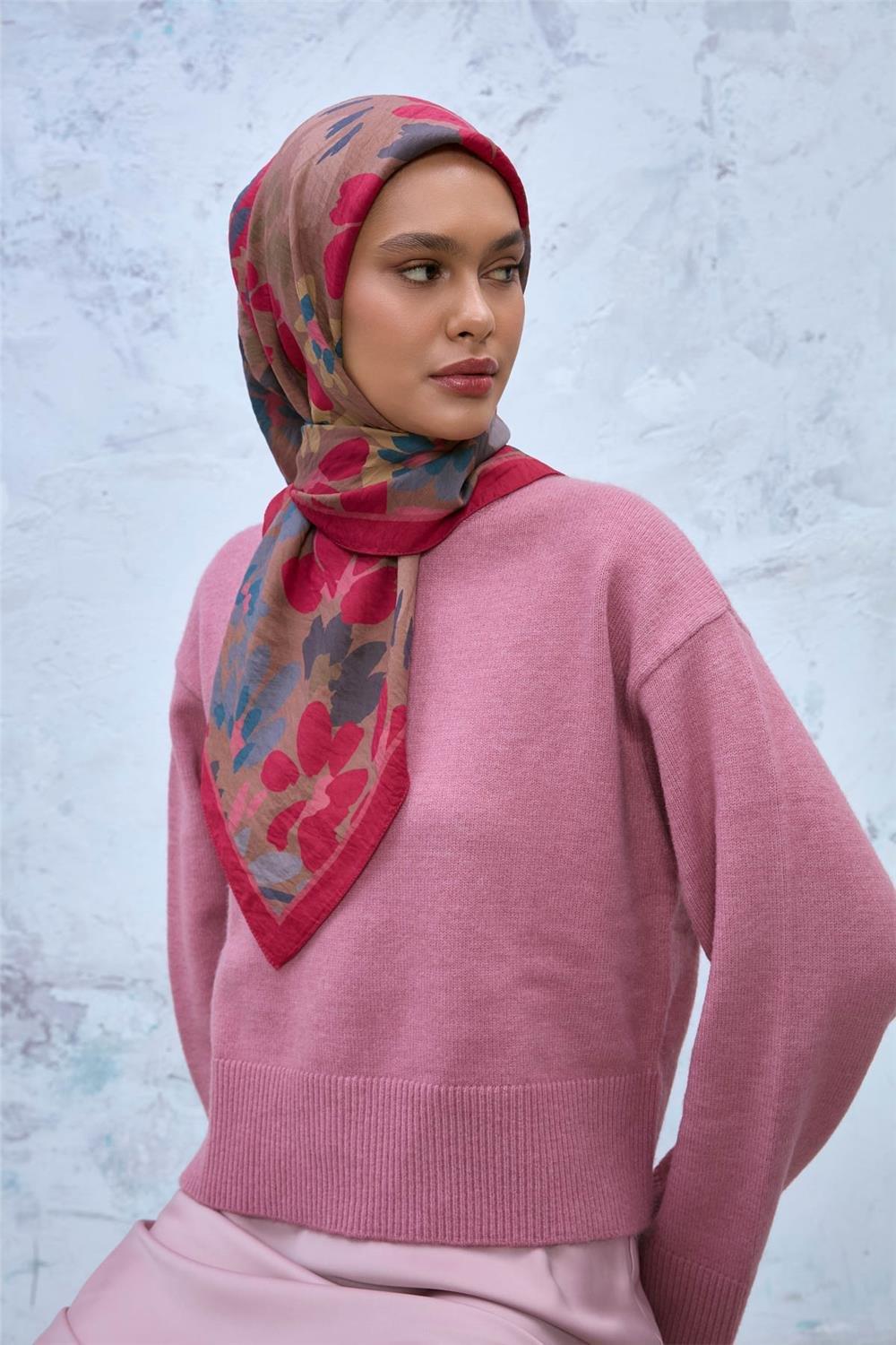 Viskon Velora Eşarp Pembe-Sütlü Kahve-Petrol Mavi Desenli Kaymaz Dokulu Tok Duruşlu 90x90
